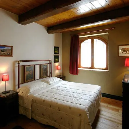 Cascina Dell'orso Alojamento de Acomodação e Pequeno-almoço *